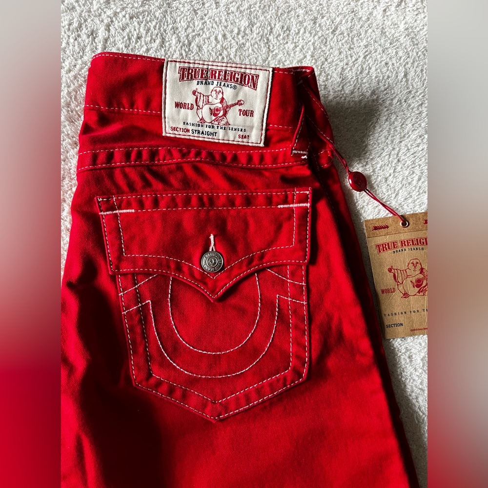 TRUE RELIGION SHORTS